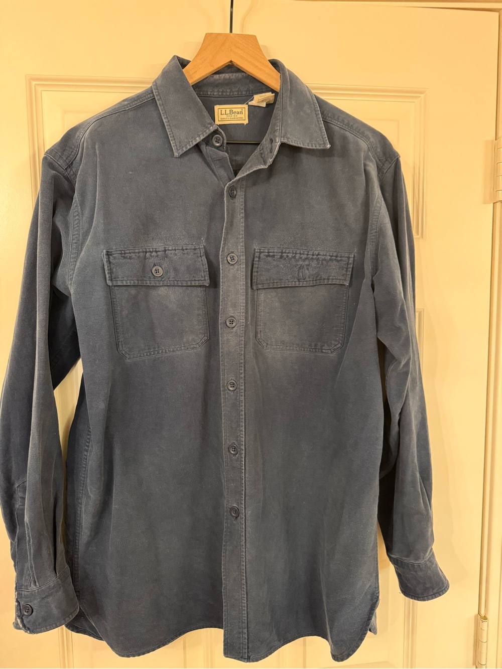 L.L.Bean Men's Button-Up Shirt Jacket in Navy Blue
